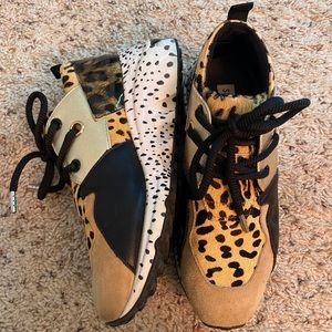Steve Madden Sneakers